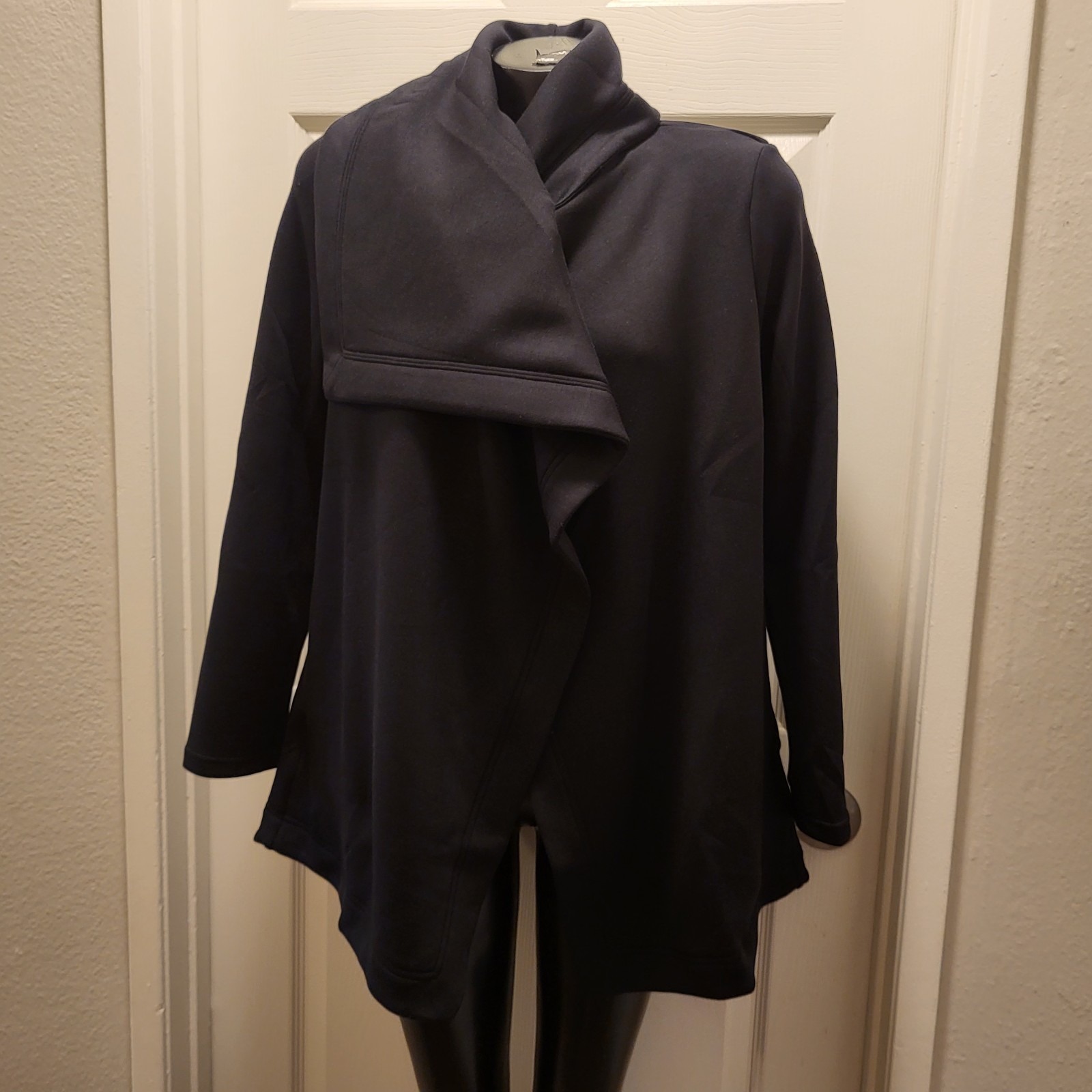 Spanx Airessentials Cardigan Sweater Women's Very Black Drape Front Size-M-New!